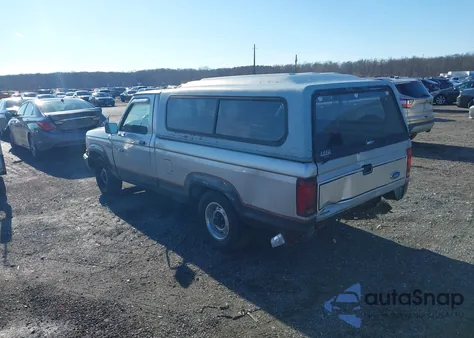 1990 Ford Ranger z USA, uszkodzony, nr VIN 1FTCR10T3LPB34273